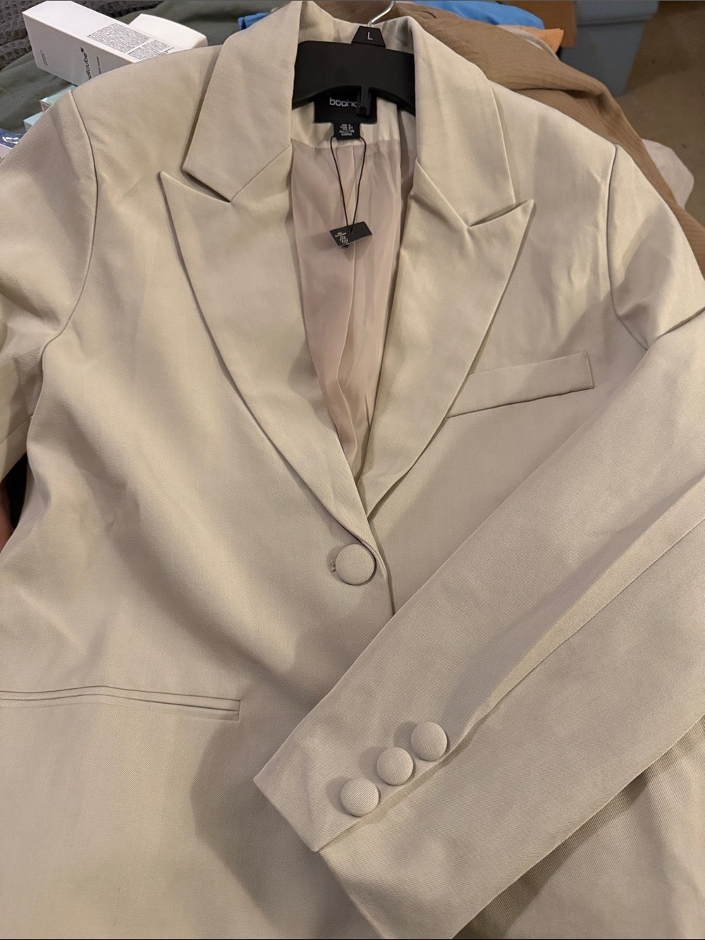 Boohoo Cream Single-Button Tailored Blazer
